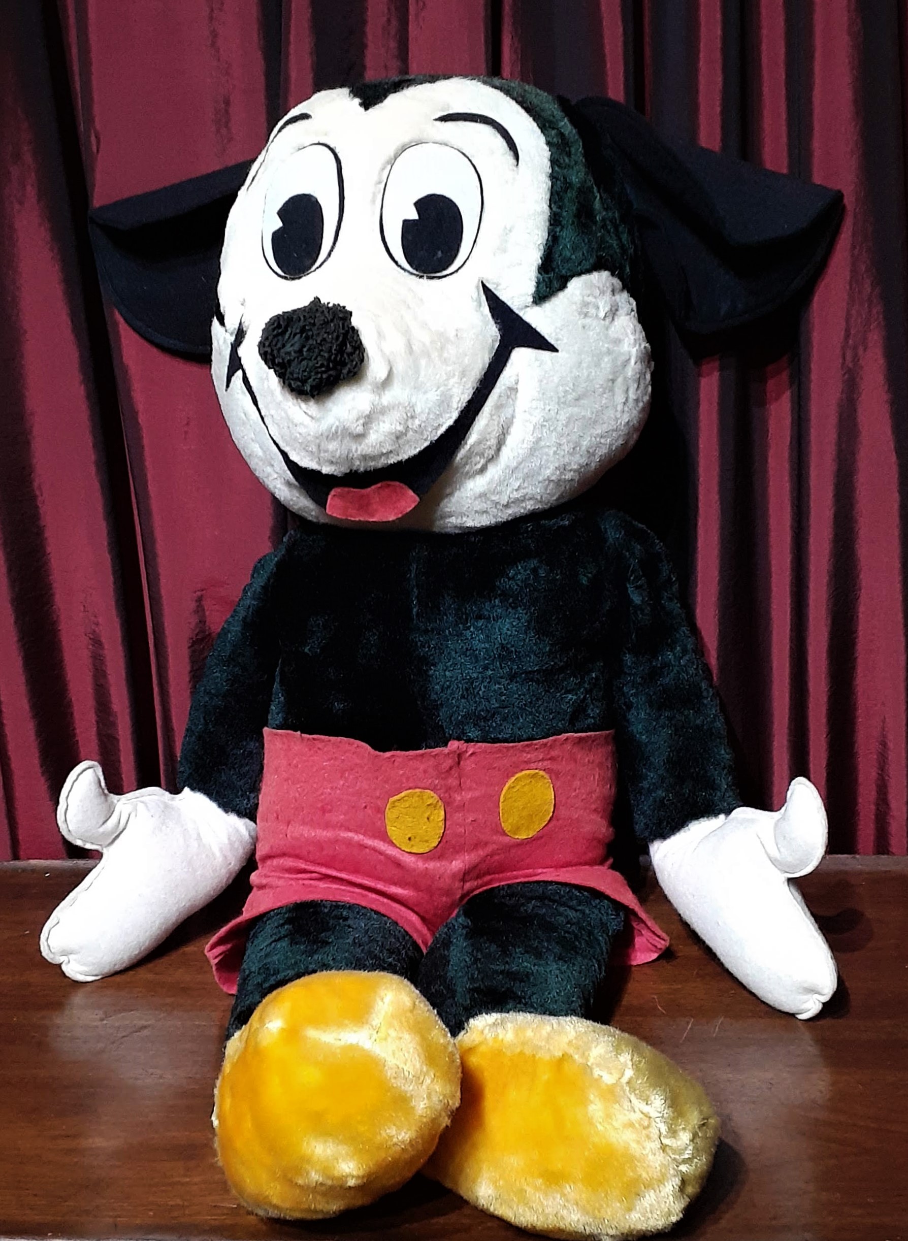 Original 1971 California Stuffed Toys Walt Disney Character 36 Inch 